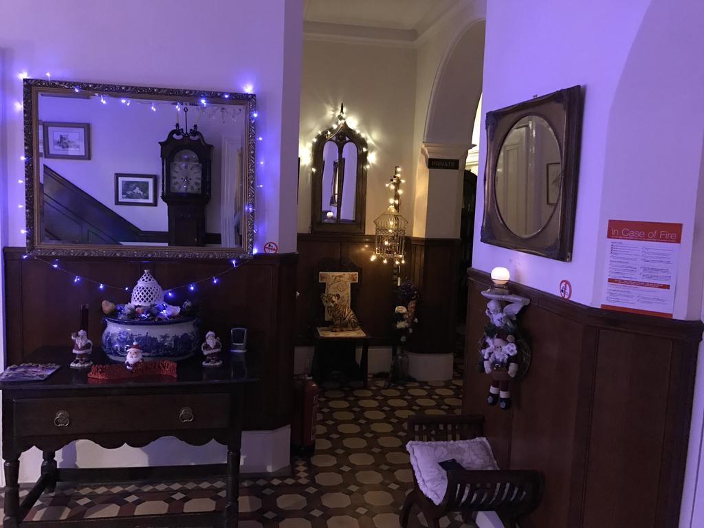 The Priory B&B Whitchurch  Bagian luar foto